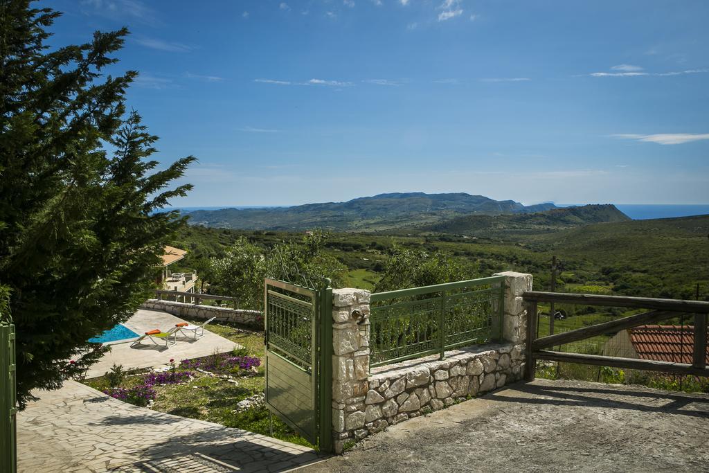 Country Villa Athéras Buitenkant foto