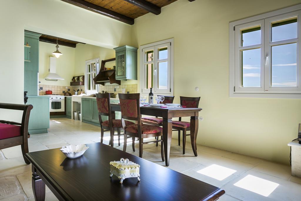 Country Villa Athéras Buitenkant foto